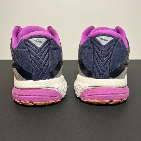 Womens BROOKS Ravenna 8 Navy Blue Running Shoes / Size 8 Medium - Picture 2 of 9